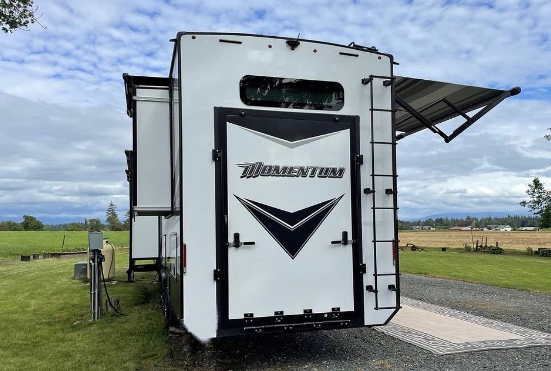 Back exterior with Momentum branding and distinctive styling